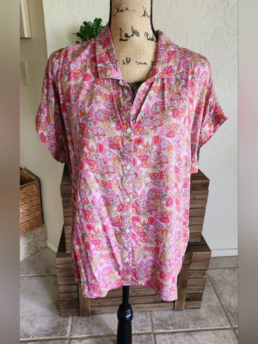 Lucky Brand Floral Pink Short-Sleeve Button Front Top